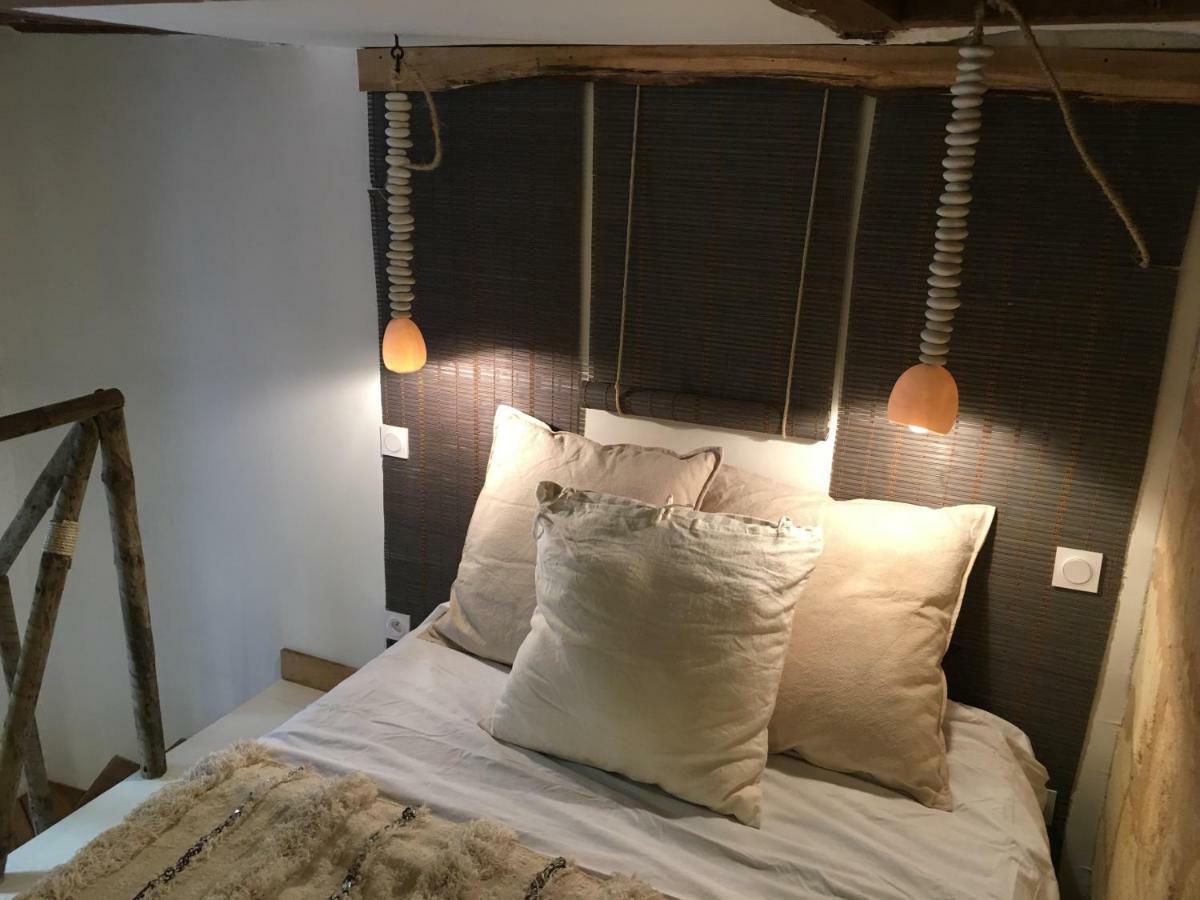 Mirmont Greek Style Apartment Бордо Екстериор снимка