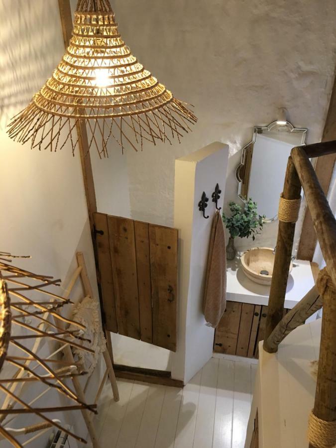 Mirmont Greek Style Apartment Бордо Екстериор снимка